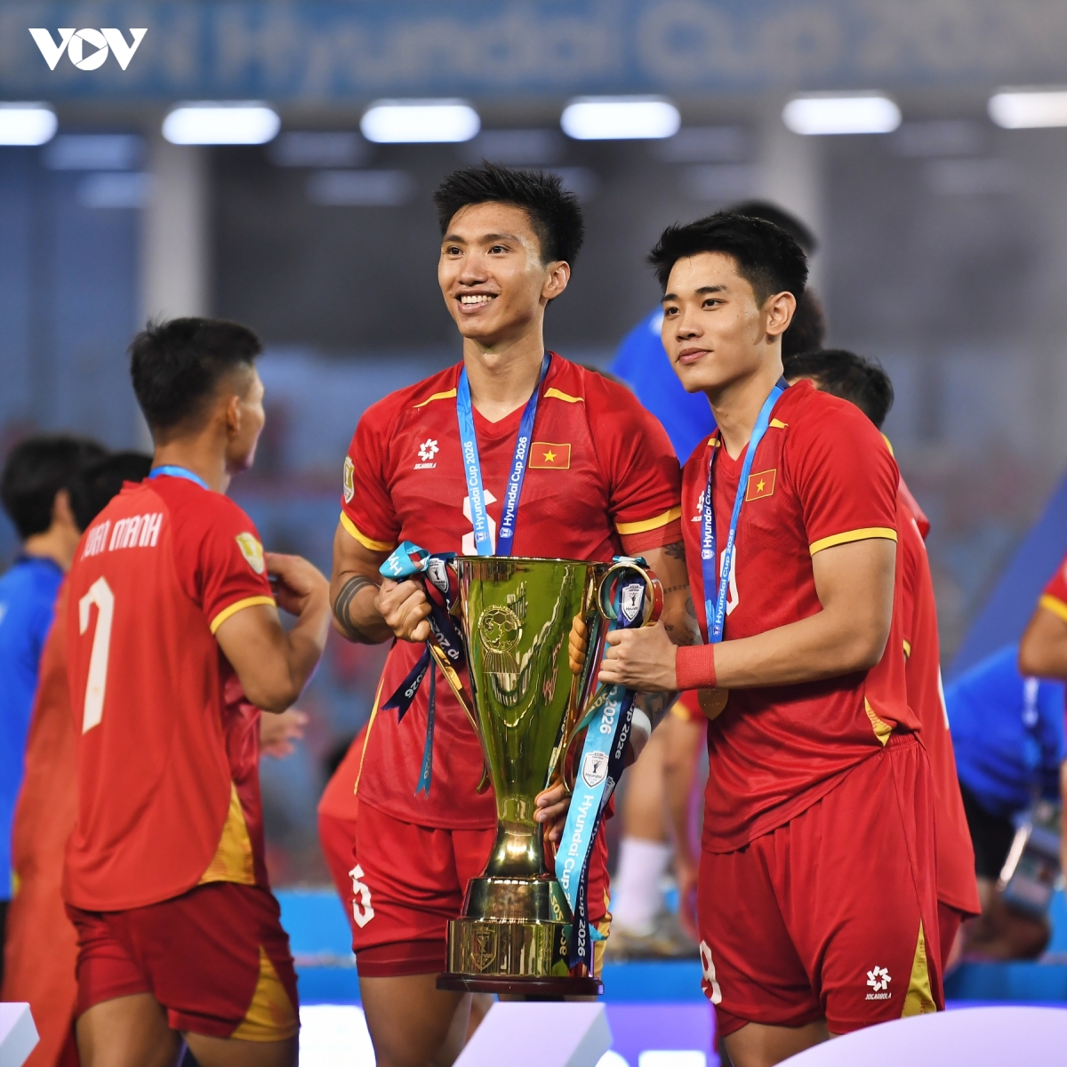 chu tich fifa gianni infantino cung Dt viet nam nang cup vo dich asean cup 2026 hinh anh 10