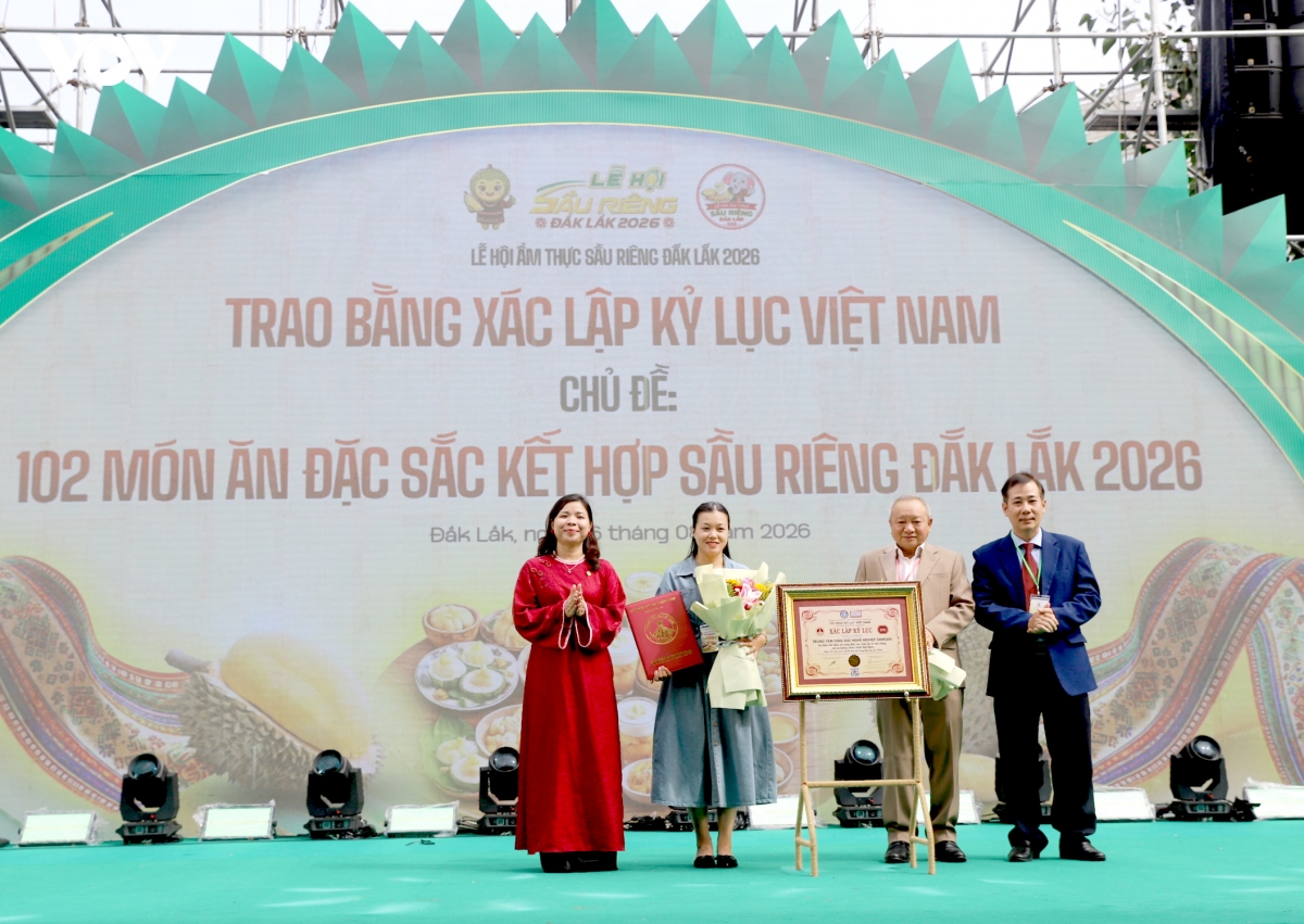 sau rieng Dak lak duoc sang tao thanh 102 mon an dac sac hinh anh 2