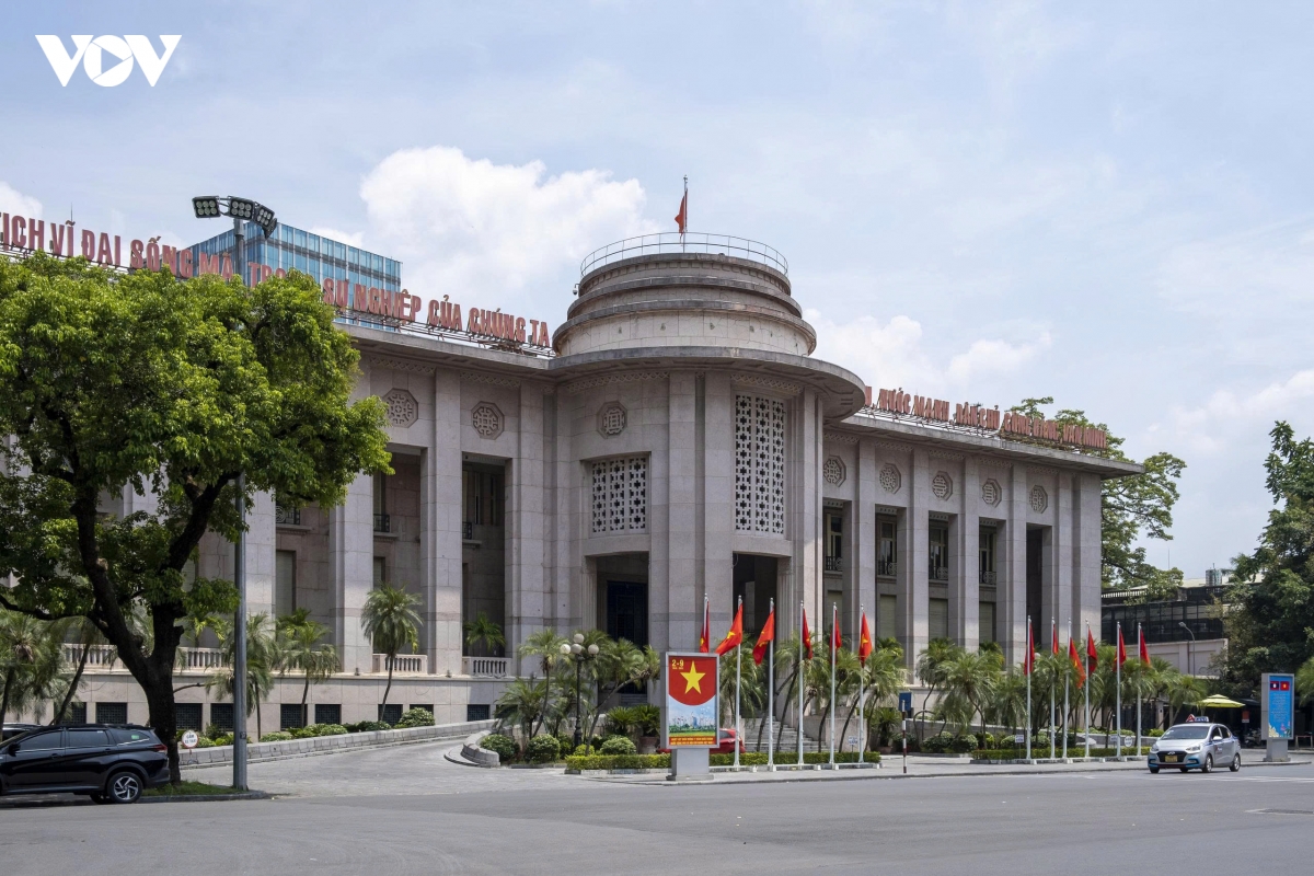 ngan hang dong loat giam lai suat, nam a bank tung goi tin dung 25.000 ty dong hinh anh 1