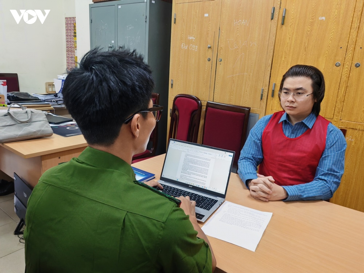 toan canh khoi to pham tuan va 9 bi can lien quan video bao luc trieu view hinh anh 3