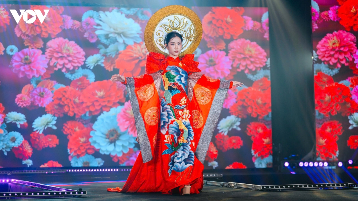  Dai su van hoa nhi hoi tu trong tinh hoa mien song nuoc hinh anh 2