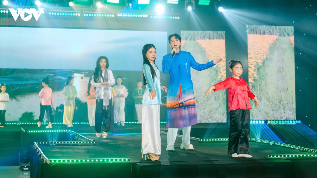  Dai su van hoa nhi hoi tu trong tinh hoa mien song nuoc hinh anh 4