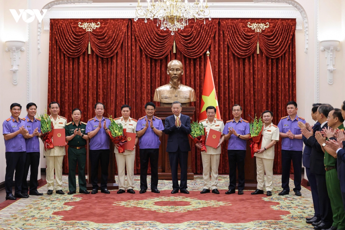tong bi thu, chu tich nuoc trao quyet dinh bo nhiem kiem sat vien vien ksndtc hinh anh 4