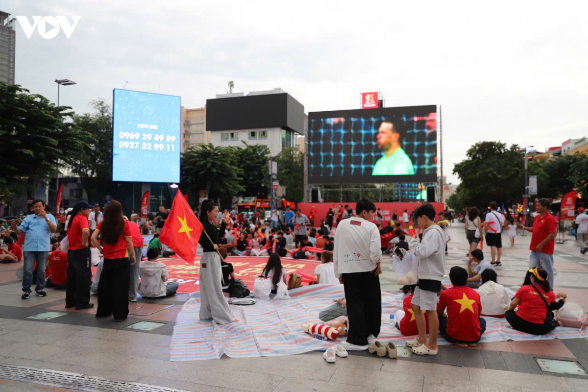co dong vien tp.hcm co mat som tai nguyen hue tiep lua cho Dt viet nam hinh anh 2