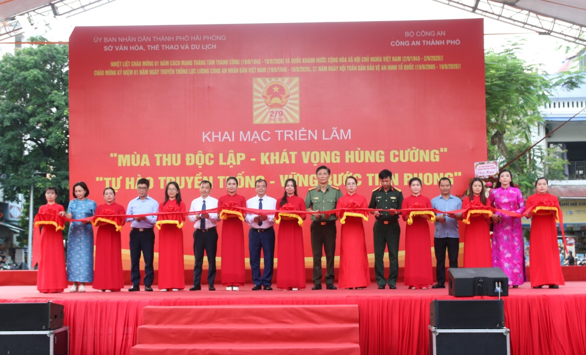 hai phong tai hien mua thu doc lap - khat vong hung cuong hinh anh 1