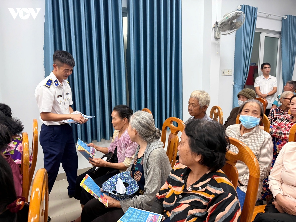 hang tram chu tau o lam Dong ky cam ket khong vi pham iuu hinh anh 1