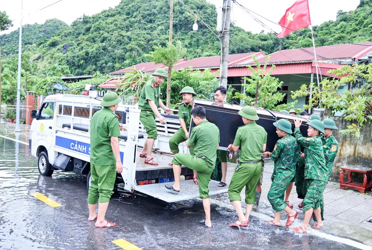 Dac khu cat hai hai phong khac phuc ngap ung sau bao so 4 hinh anh 10