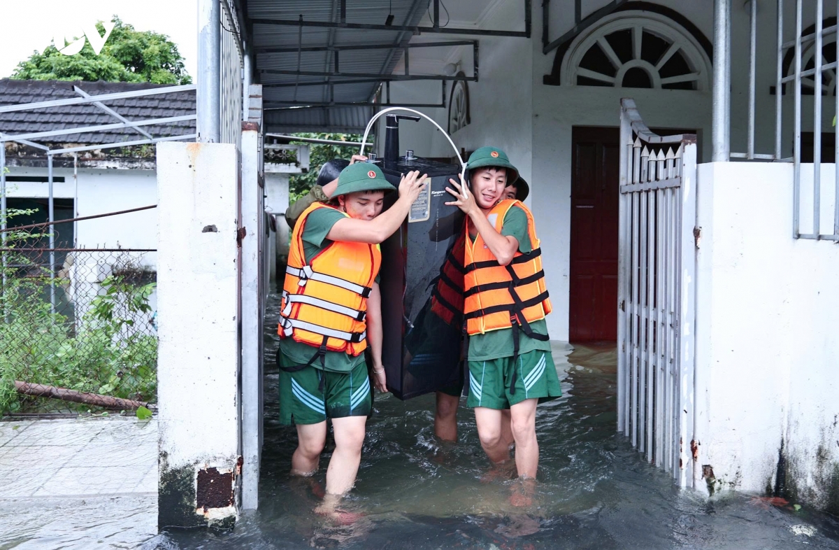 Dac khu cat hai hai phong khac phuc ngap ung sau bao so 4 hinh anh 7