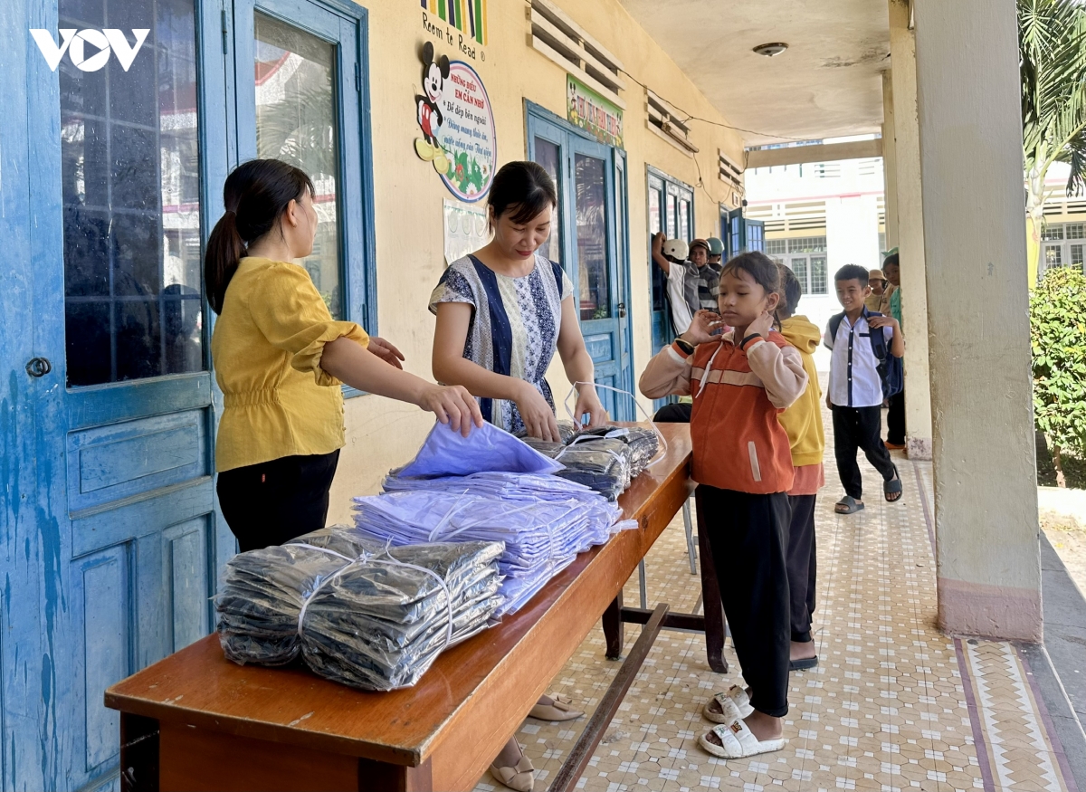 Dak lak chu dong thich ung, san sang cho nam hoc moi hinh anh 2