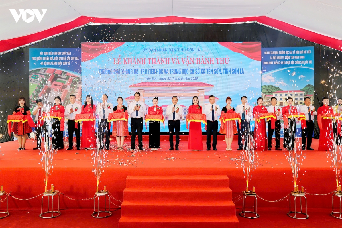 giao duc mien nui son la tung buoc chuyen minh, but pha hinh anh 3