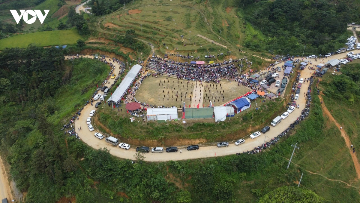 say dam le hoi mua vang xa sin cheng lan thu nhat nam 2026 tai lao cai hinh anh 1