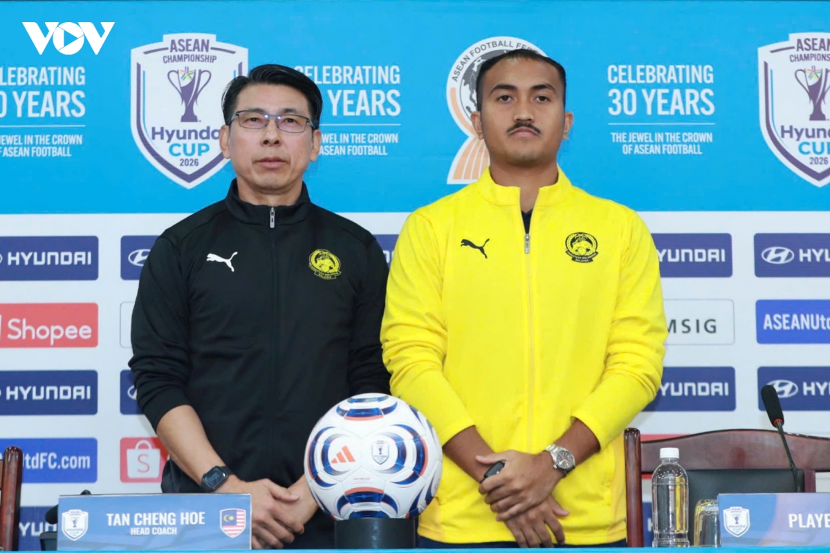 trUc tiEp hOp bAo hlv kim sang sik noi gi truoc tran viet nam vs malaysia hinh anh 4