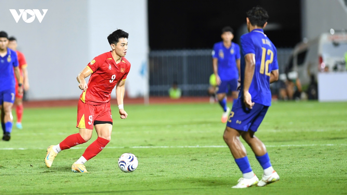 trUc tiEp thai lan 0-0 viet nam hiep 1 ket thuc hinh anh 7