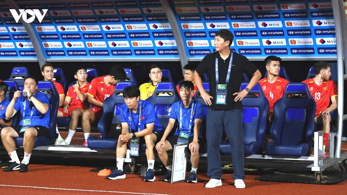 trUc tiEp thai lan 0-0 viet nam hiep 1 ket thuc hinh anh 5