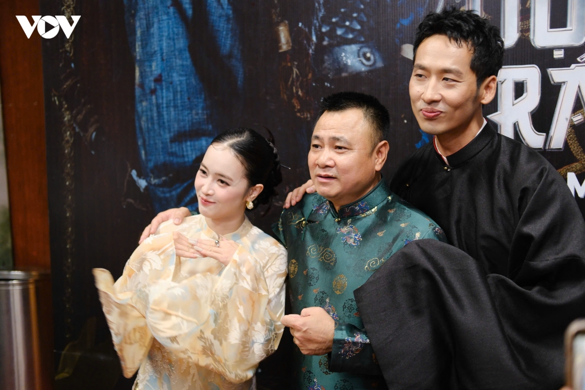 nsnd tu long phim co yeu to lich su bi soi la chuyen binh thuong hinh anh 2