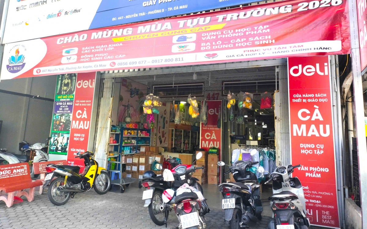 ca mau kho khan tim mua sach giao khoa truoc them nam hoc moi hinh anh 3