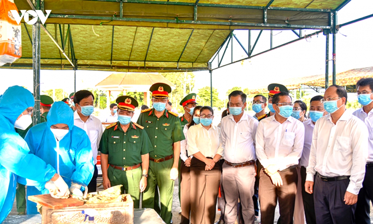 Cà Mau khai quật được hơn 1.000 mộ liệt sĩ ở 2 nghĩa trang