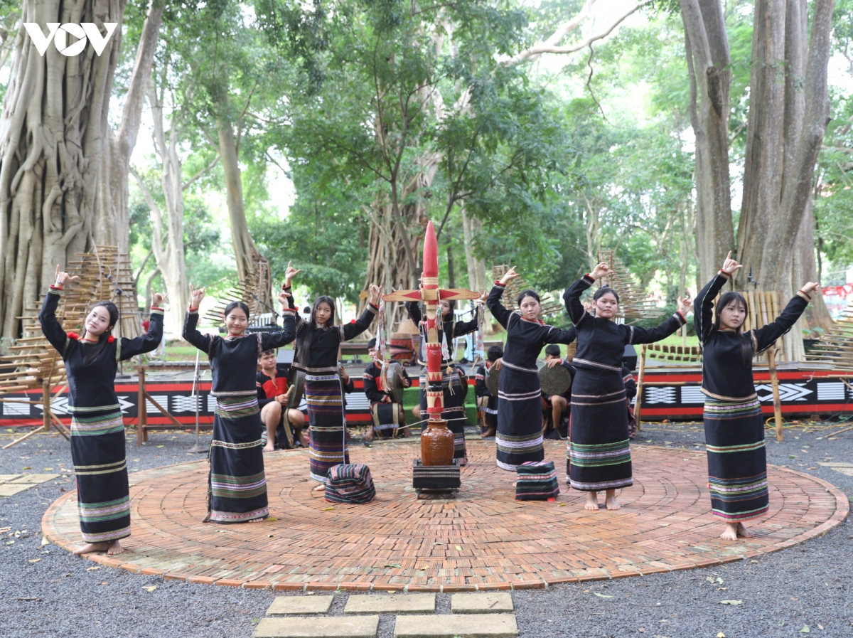 trai nghiem thanh am dai ngan tu nhung nhac cu dan toc tai Dak lak hinh anh 2
