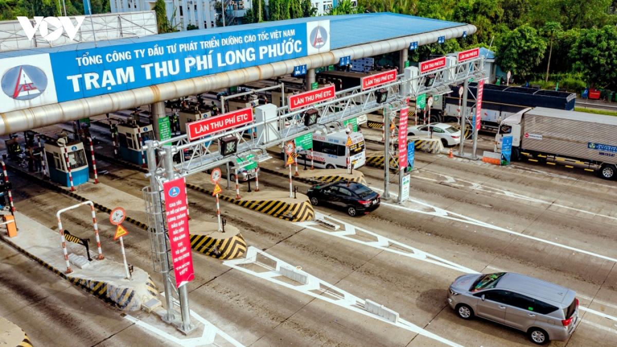 Lưu lượng giao thông tăng gần 60%, hệ thống thu phí ETC vận hành thông suốt