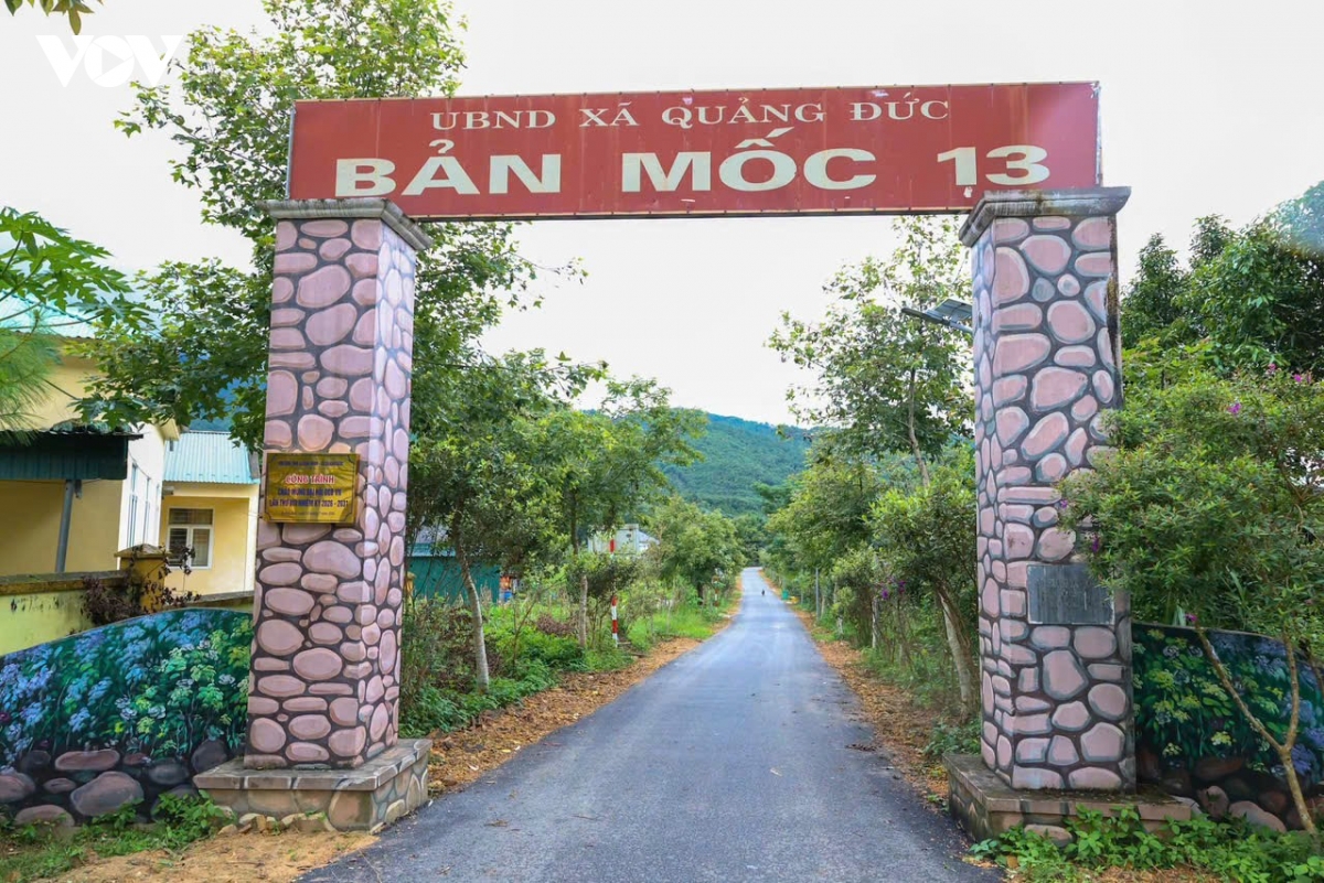 tu nhung met dat hien mo duong o vung bien hinh anh 4