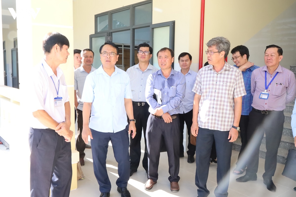 lam Dong sap xep truong lop, nhan su truoc ngay khai giang hinh anh 2