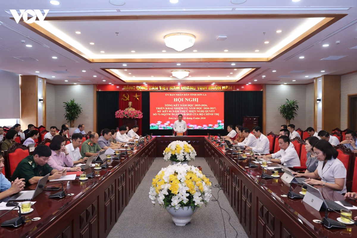 giao duc mien nui son la tung buoc chuyen minh, but pha hinh anh 4