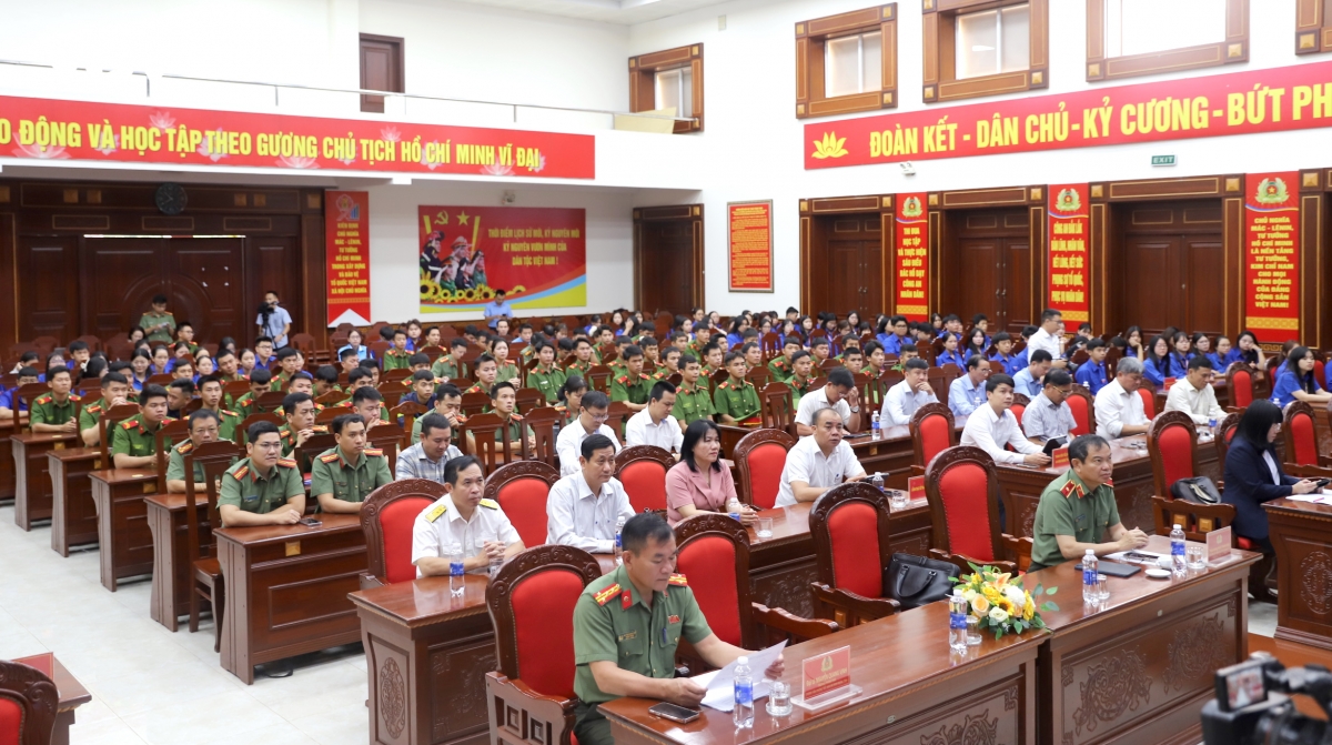 Dak lak huong toi mo hinh an ninh mang lay con nguoi lam trung tam hinh anh 3