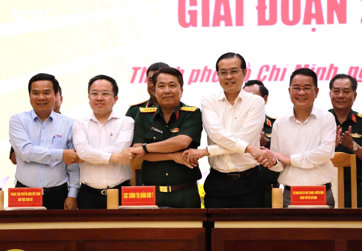 tang cuong lan toa hinh anh bo doi cu ho tren khong gian truyen thong moi hinh anh 6