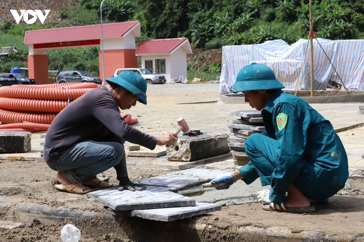 rut ngan tung ngay de kip mua tuu truong o vung bien phieng pan hinh anh 12