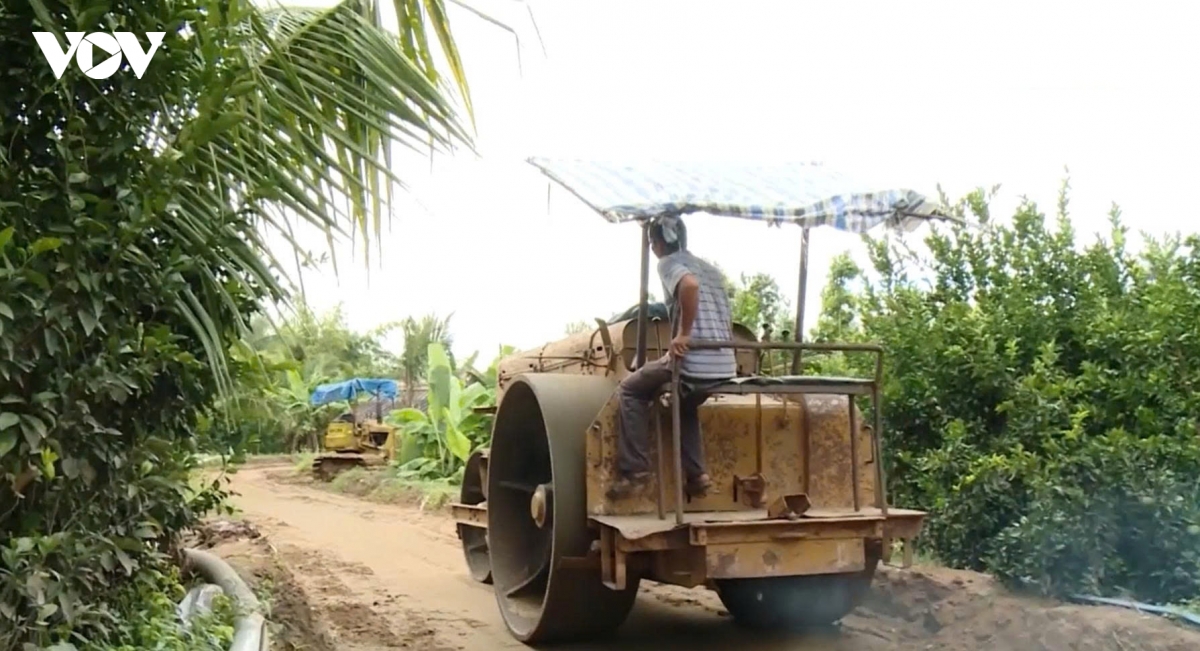 vinh long phan cap manh hon cho cap xa trong quyet dinh dau tu cong hinh anh 1