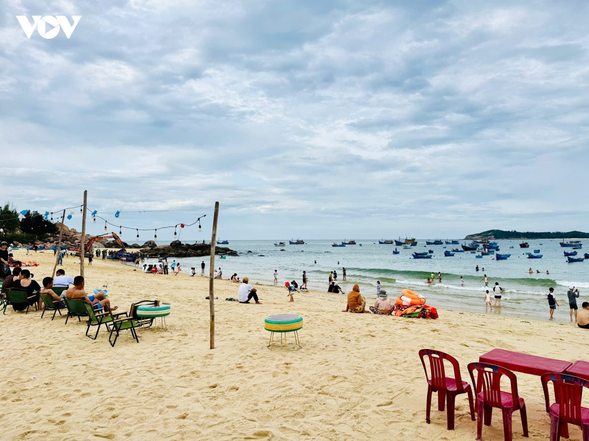 nhat bo hat san de lang bien Dak lak giu chan du khach hinh anh 3