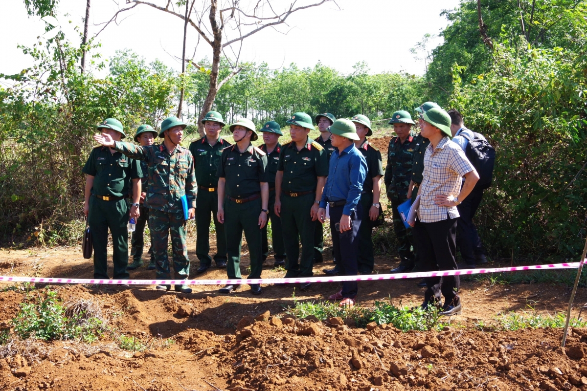 nhan dan gop nhieu tin quan trong giup tim kiem mo liet si tai con tien- doc mieu hinh anh 1