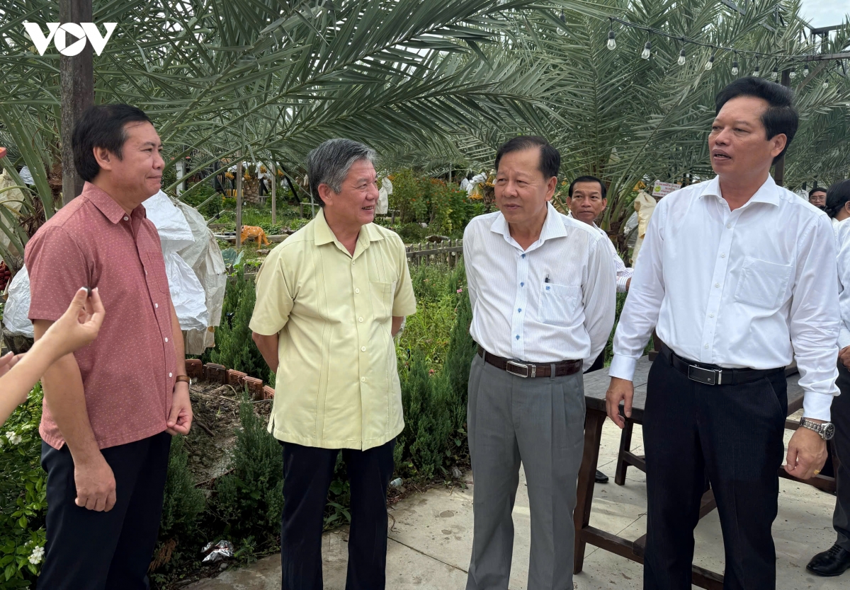 tinh uy Dong thap to chuc khao sat, lam viec tai cac dia ban bien gioi hinh anh 2