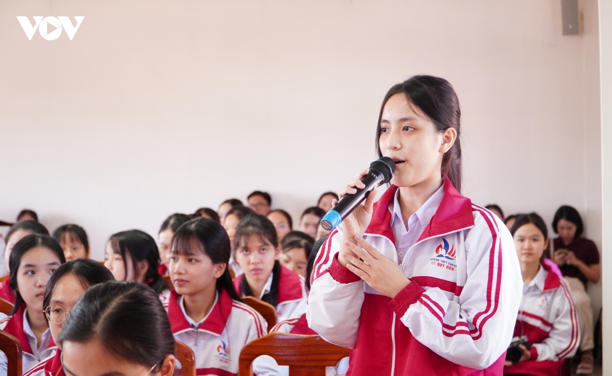 san sang danh hoc bong cho hoc sinh, sinh vien viet nam sang cuba hoc tap hinh anh 2