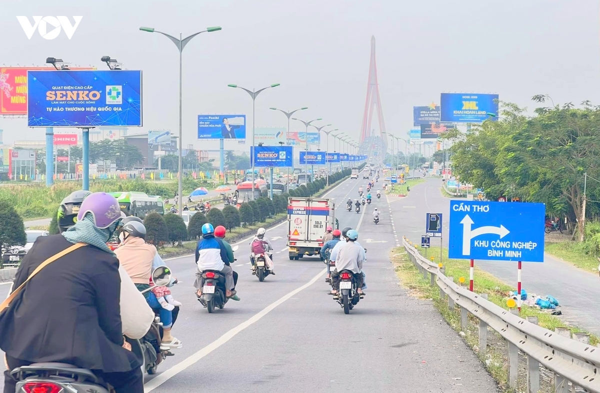 Dong bang song cuu long suc canh tranh bi bop nghet vi diem nghen logistics hinh anh 1