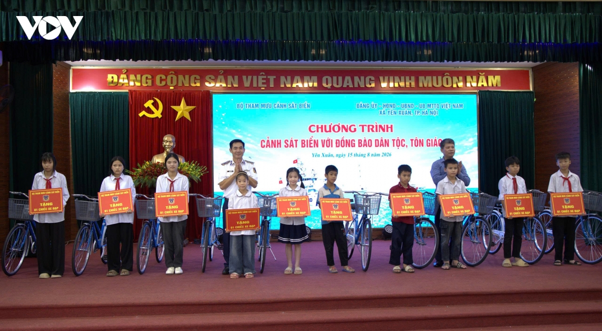 tinh quan dan trong chuong trinh canh sat bien voi dong bao dan toc, ton giao hinh anh 3