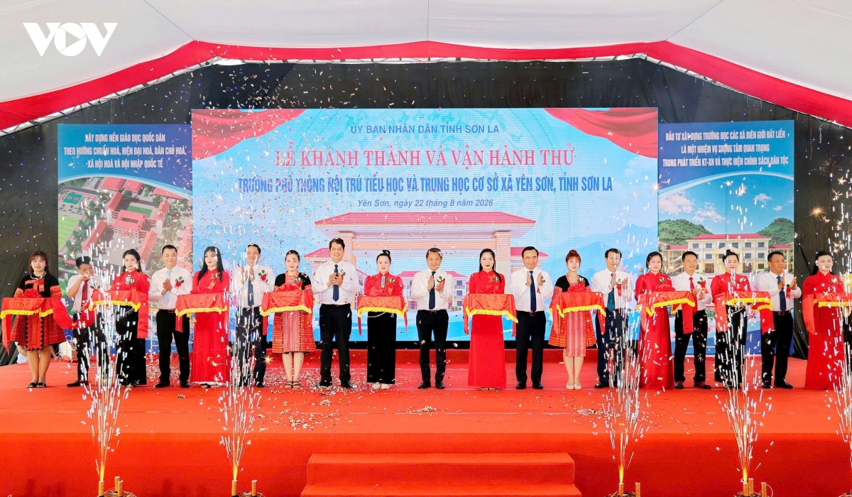 Hai ngôi trường nội trú liên cấp vùng biên giới Sơn La về đích