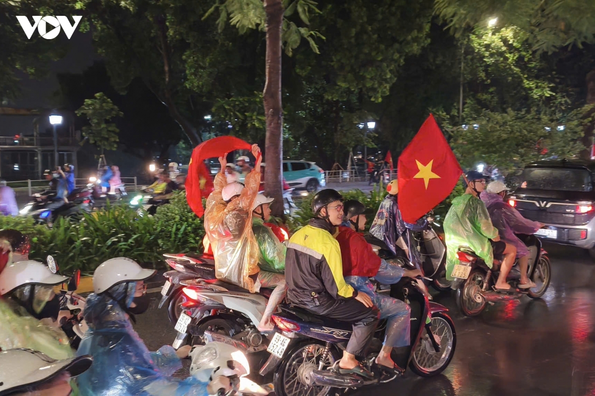 cDv ha noi mo hoi duoi mua mung Dt viet nam thang Dt thai lan hinh anh 9
