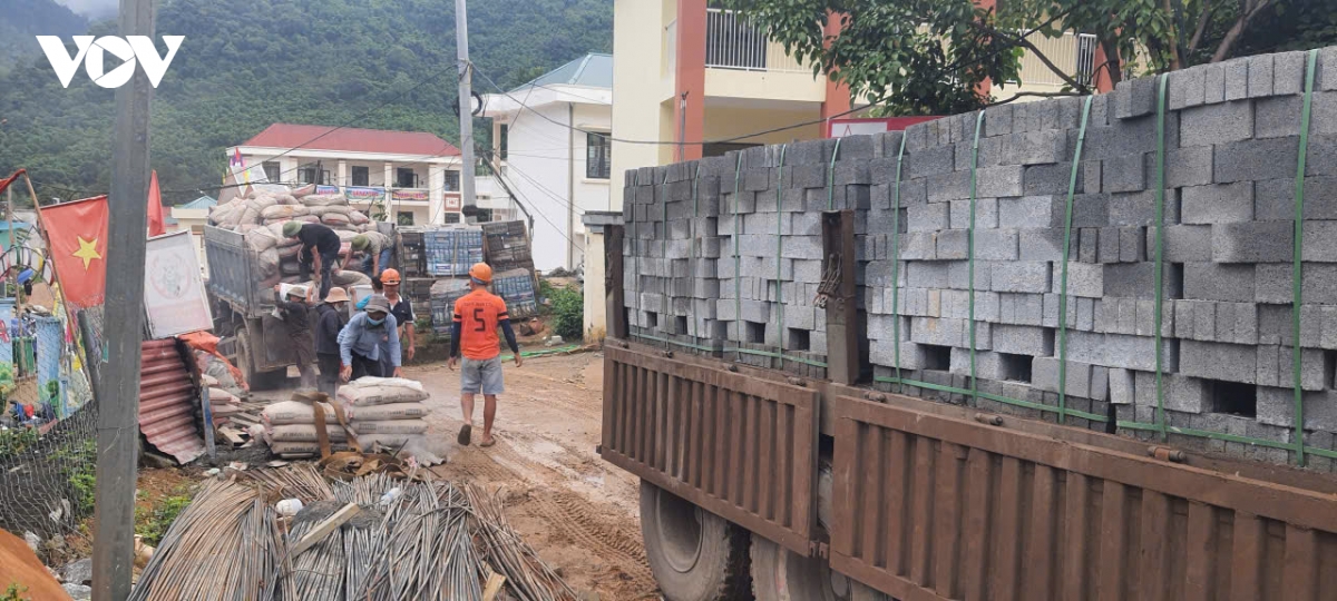 vuot nang thang mua, truong noi tru vung bien thanh hoa tang toc ve dich hinh anh 1