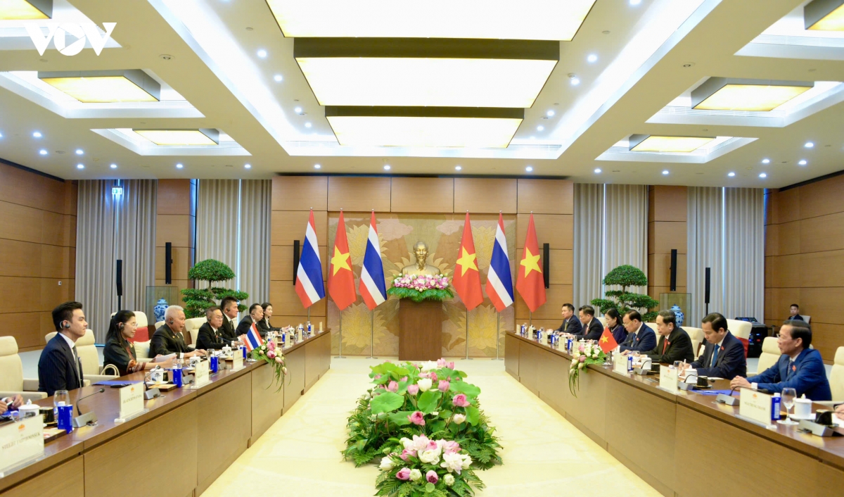 chu tich quoc hoi tran thanh man hoi dam chu tich ha vien thai lan hinh anh 13