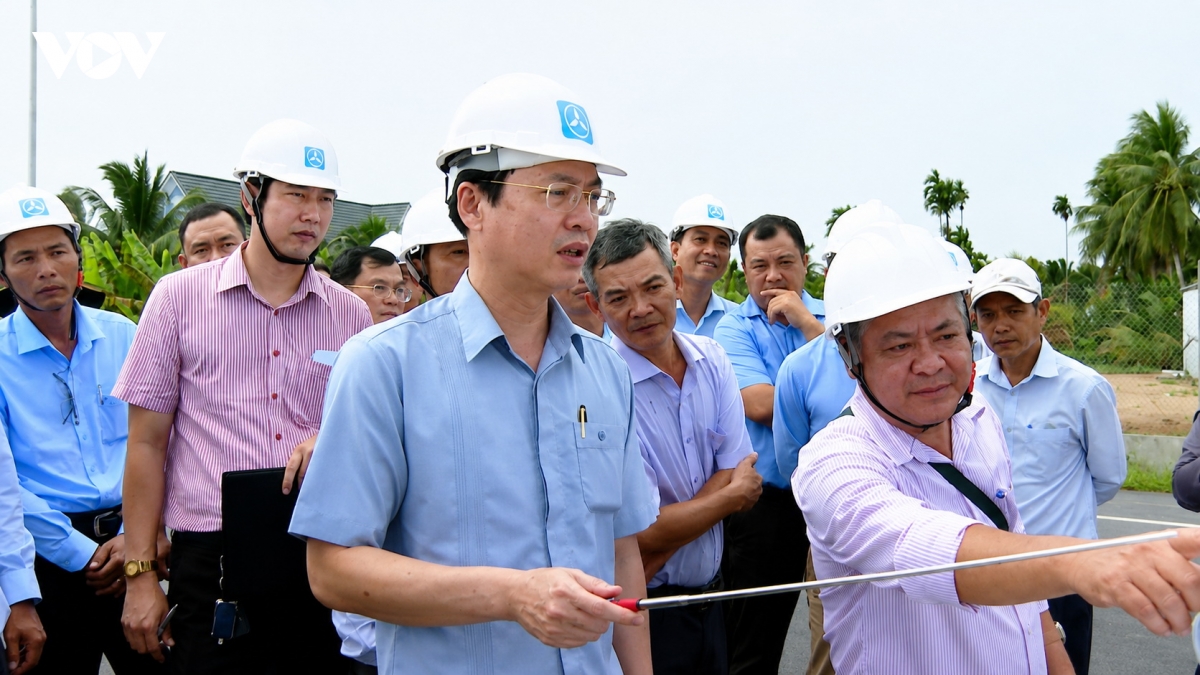vinh long quyet liet thao go vuong mac, day nhanh giai ngan von dau tu cong hinh anh 3