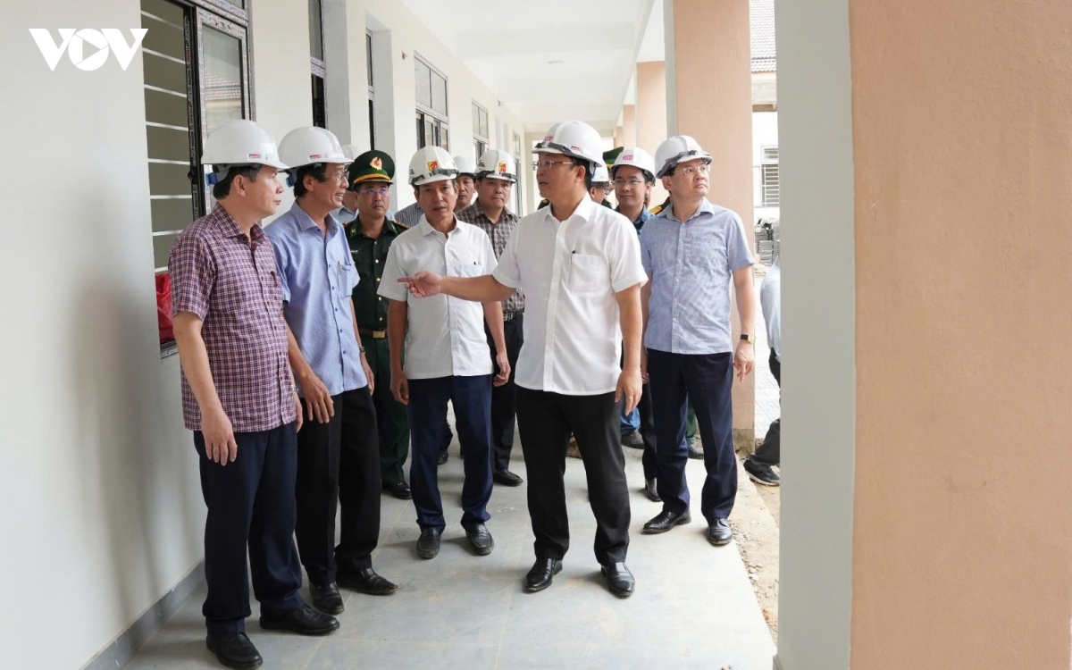 truong pho thong noi tru lien cap a luoi 3, a luoi 4 van hanh thu hinh anh 4