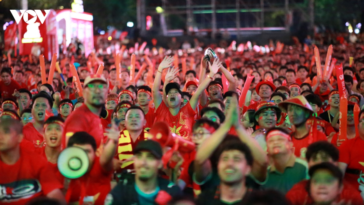 cDv len con sot vi patrik le giang, tin tuong Dt viet nam vo dich asean cup hinh anh 10