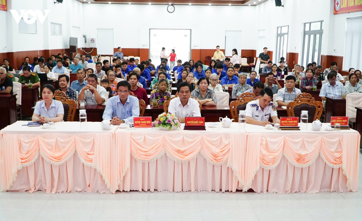 an giang tuyen truyen phap luat chong khai thac iuu cho ngu dan kien hai hinh anh 1