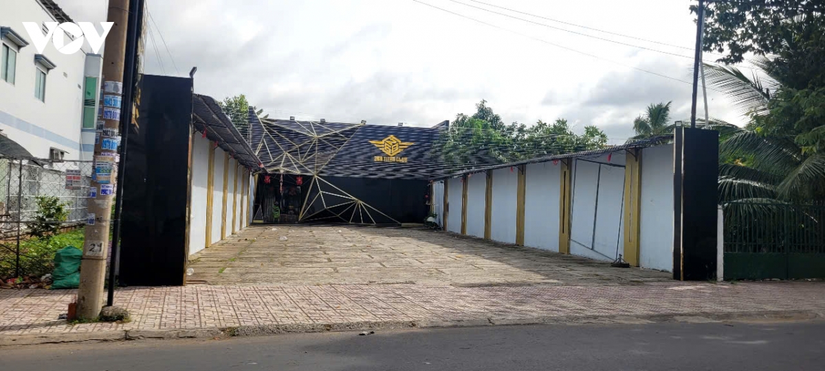 Dong thap bat giu doi tuong mua ban ma tuy tai quan bar hinh anh 1