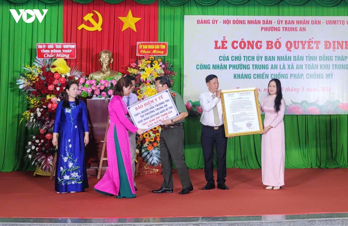 Đồng Tháp: Nhiều xã, phường đón nhận danh hiệu “An toàn khu” dịp Quốc khánh 2/9