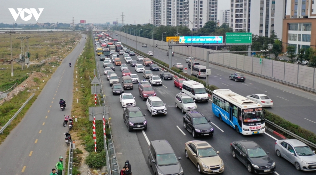 De xuat thi diem lan vuot xe tren cao toc ha noi - hai phong, cau gie - cao bo hinh anh 1