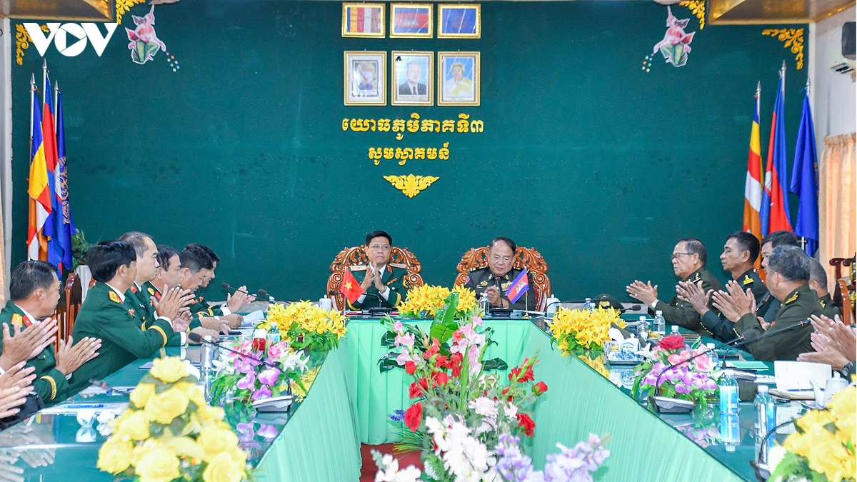 quan khu 9 phoi hop tim kiem, hoi huong hai cot liet si viet nam tai campuchia hinh anh 3