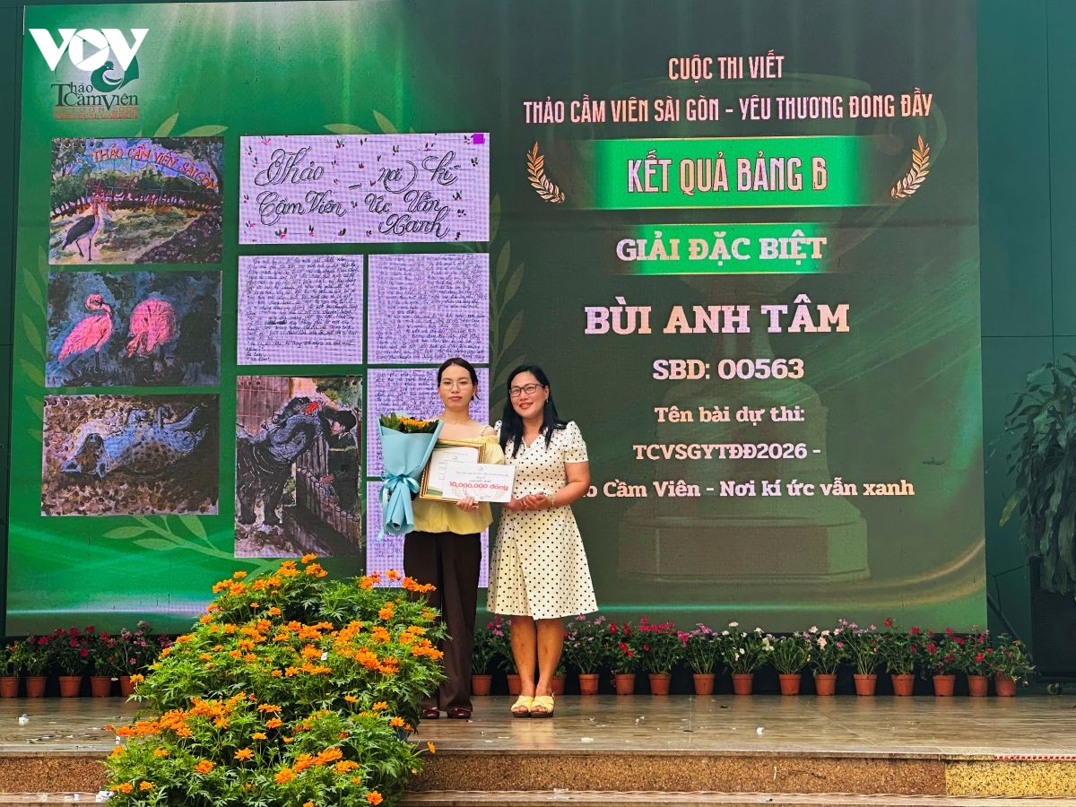  yeu thuong dong day lan toa ky uc xanh tai thao cam vien sai gon hinh anh 1