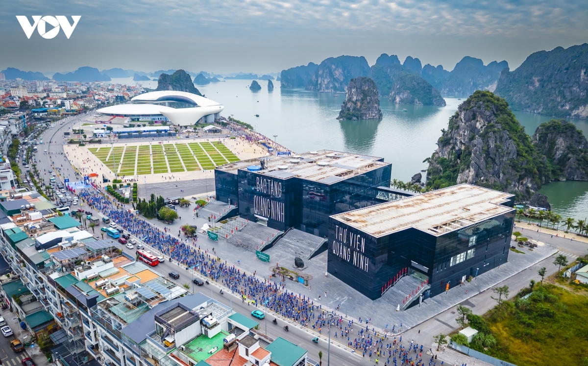 giai marathon quoc te di san ha long giu nhan the gioi nam thu hai hinh anh 3